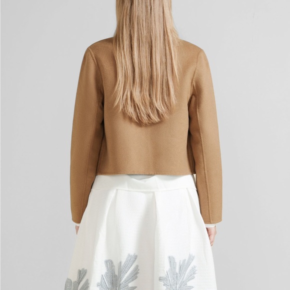 S Deer - Chic Tan Lightweight Round Neck Woolen Cropped Jacket - Picture 2 of 10